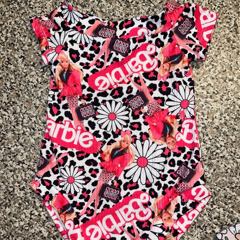 Leotard (no snaps). Excellent used condition.